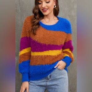 Color Block Round Neck Plush Sweater